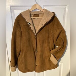 Jessica Simpson Women’s Faux Shearling with Hood Jacket 🧥